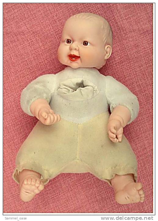 3 Alte Baby-Kunststoffpuppen , Beweglich - Ca. 30 Cm - Puppen