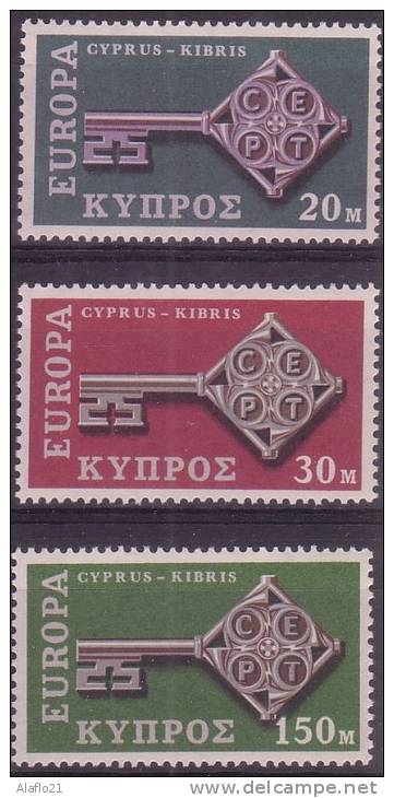 EUROPA  - CHYPRE 1968 - Yvert N° 299/301 - NEUFS SANS CHARNIERE - 1968