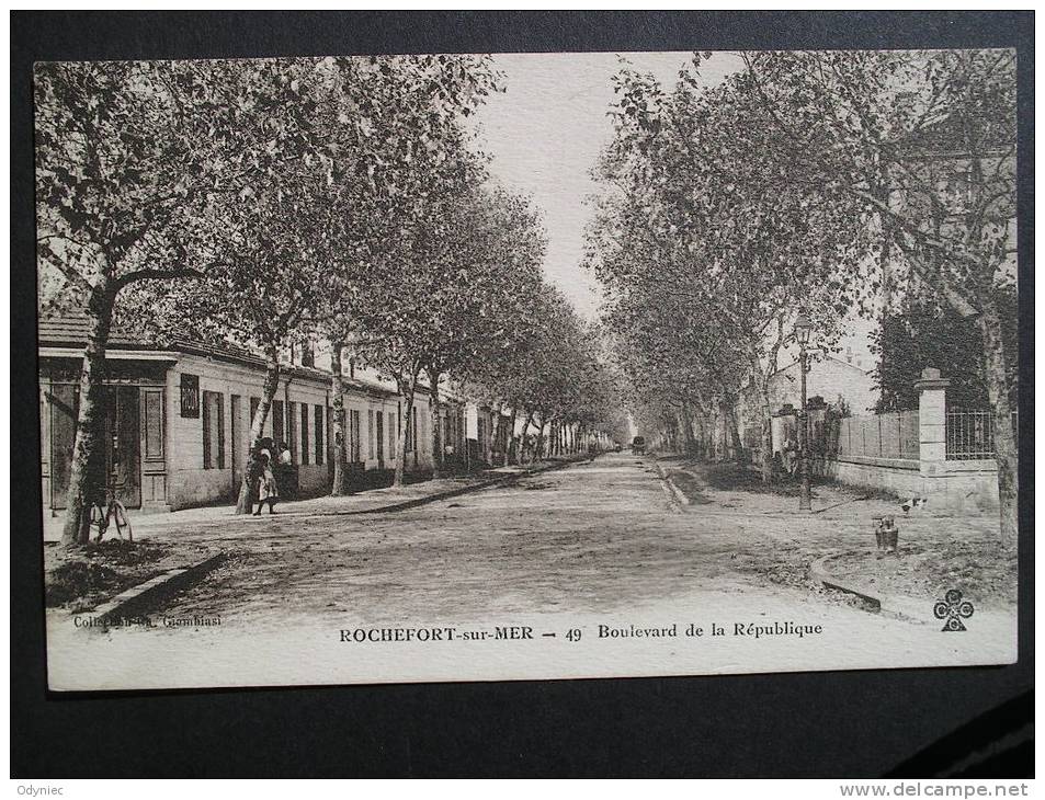 Rochefort-sur-Mer-Boulevard De La Republique - Poitou-Charentes