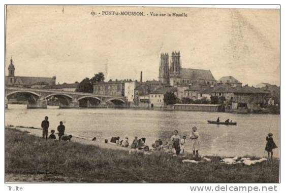 PONT-A-MOUSSON LAVANDIERES VUE SUR LA MOSELLE - Pont A Mousson