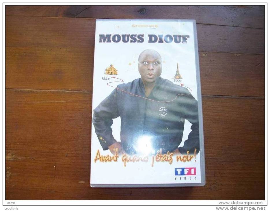 MOUSS DIOUF - Concert En Muziek