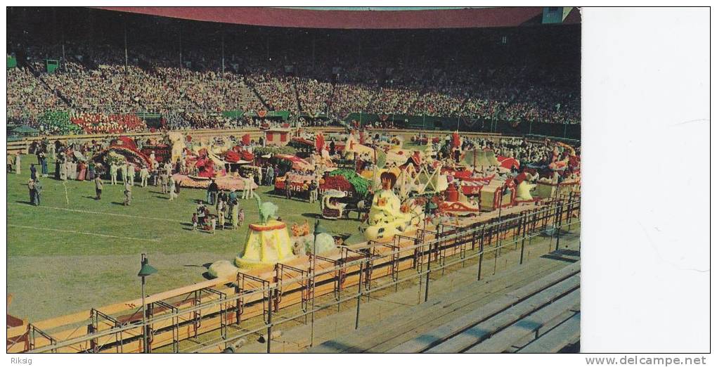 Rose Festival Floats At Multnomah Stadium   , Portland, Oregon.  B-943 - Portland