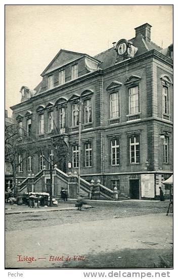 N°19698 -cpa Liège -hôtel De Ville- - Liège