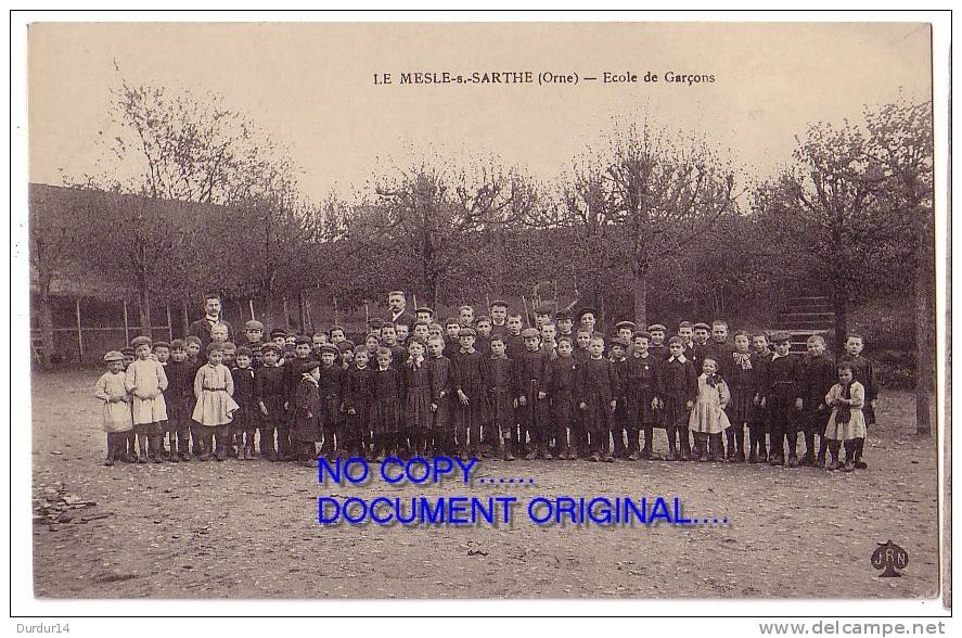 LE MESLE-SUR-SARTHE  ( Orne ) École De Garçons  ( Belle Carte Animée...) - Le Mêle-sur-Sarthe