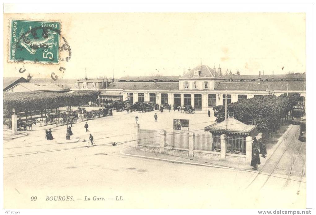 99   BOURGES - La Gare , Bon état ( Voir Scan ) - Gares - Sans Trains