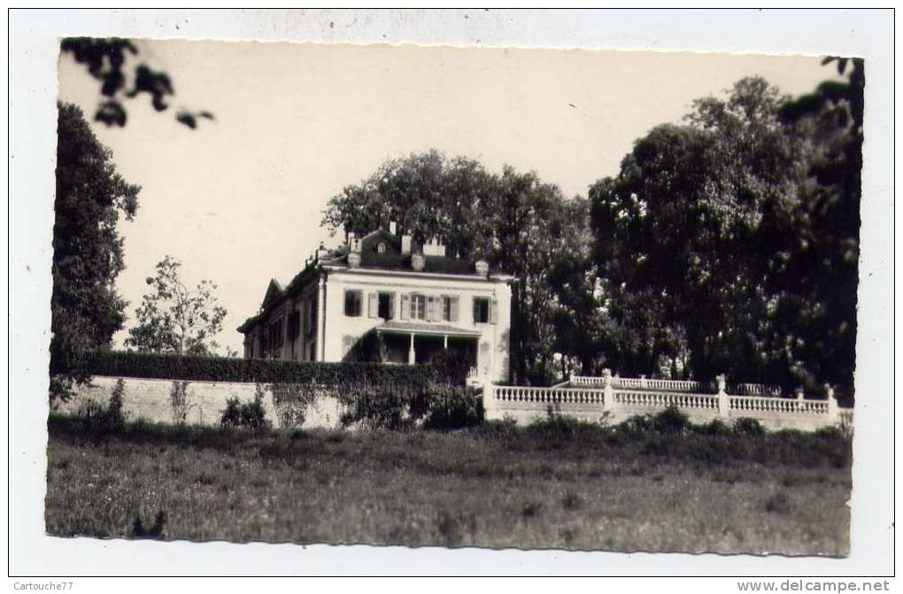 K19 - FERNEY-VOLTAIRE - Le Château De Voltaire (1959) - Ferney-Voltaire