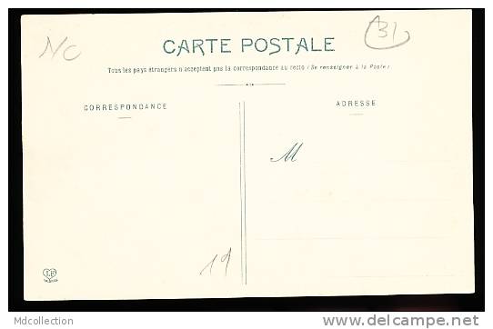 31 BESSIERES / La Mairie Et L'Eglise / - Other & Unclassified