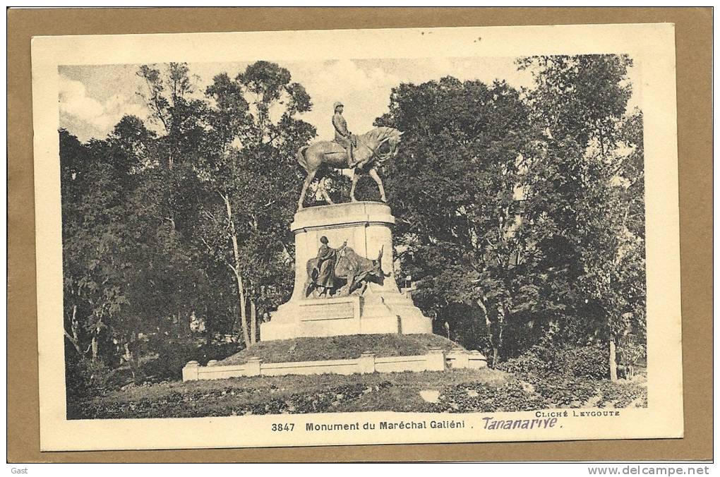 TANANARIVE  MONUMENT  DU  GENERAL  GALIENI - Madagascar