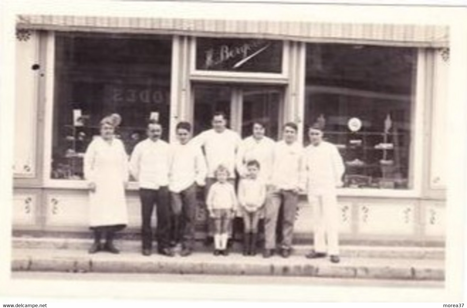 DUN SUR AURON  CARTE PHOTO BOULANGERIE CONFISERIE ? ON DIRAIT  H BERGERON - Dun-sur-Auron