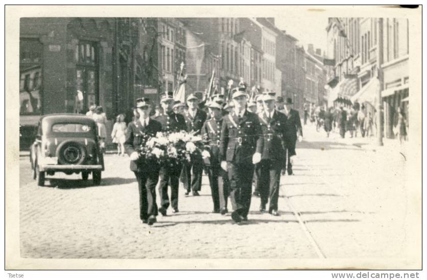 Gendarmes - Peloton De Gendarmerie Lors D'un Défilé- A Situer -Carte Photo - Police - Gendarmerie