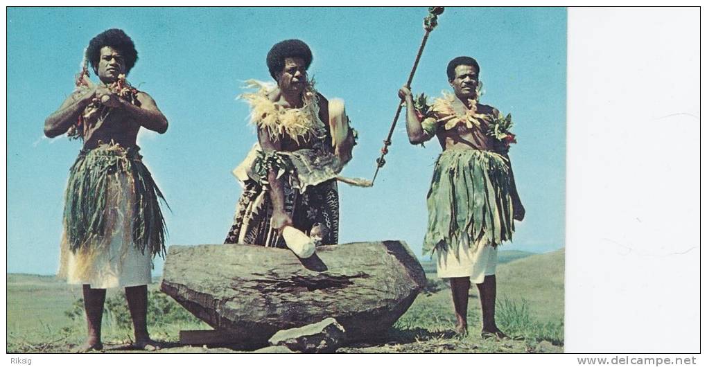 Fiji - Beating The Lali.  B-1042 - Fidschi