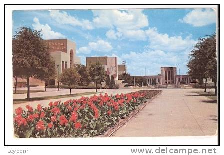 Canna Beds Leading To Reflection Pool And Hall Of Fame At State Fair Ground, Dallas, Texas - Dallas