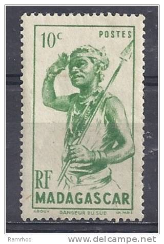 MADAGASCAR 1946 Native With Spear - Green  - 10c. MH - Neufs