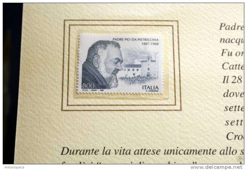 ITALIA 1999 - FOLDER BEATIFICAZIONE PADRE PIO - Paquetes De Presentación