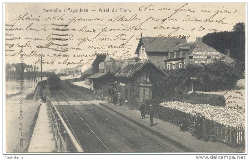 ARGENTEAU (4681) Arret Du TRAIN  En GARE - Wezet