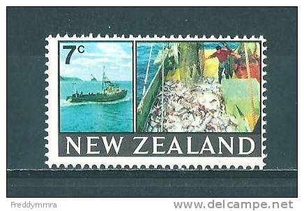 N. Zélande : Année 1968 ** (467/ 481)  Manque Le 473 - Komplette Jahrgänge