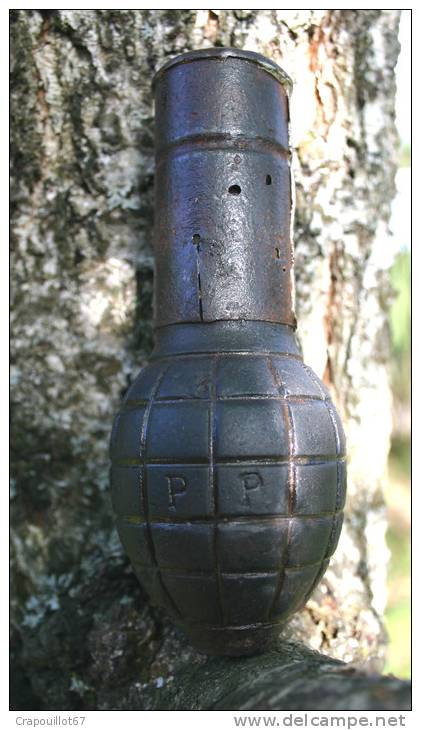 Superbe Grenade Citron Foug Complète Avec Capot  4-18 WW1 - Totalement Neutralisé - 1914-18