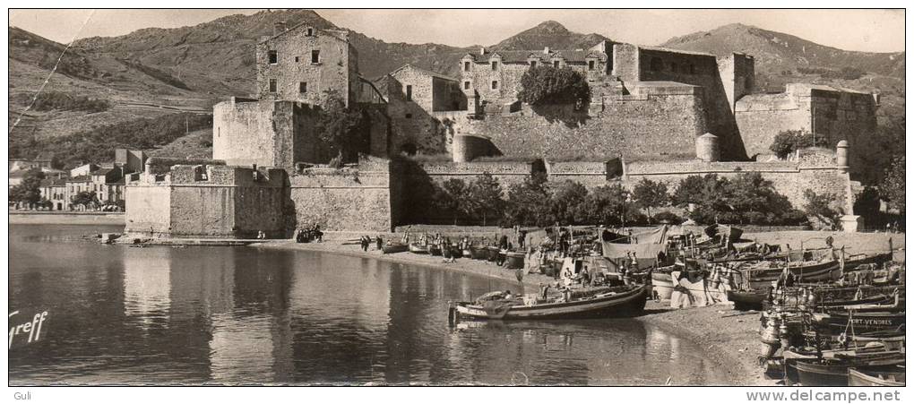 COLLIOURE- Le Château Des Templiers (bateaux) (Cpsm Format Panoramique = 22 X 9 Cms) Voir Description*PRIX FIXE - Collioure