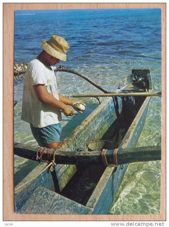 Tahiti/ Fisherman/ Polish Postcard - Tahiti