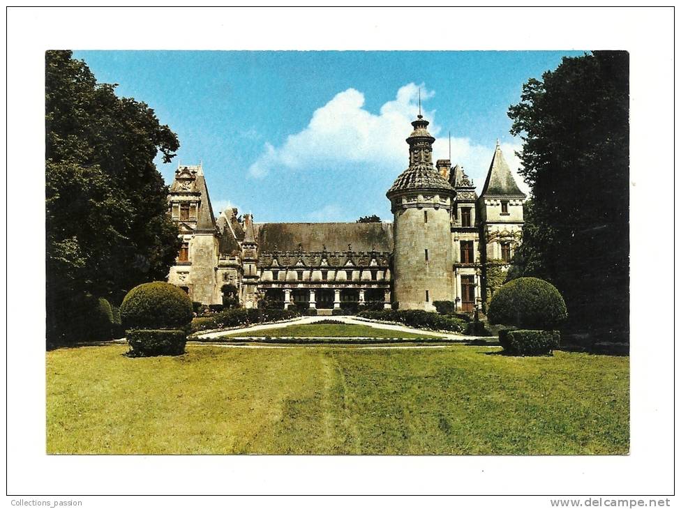 Cp, 17, Pons, Château D'Usson, Vue Du Parc - Pons