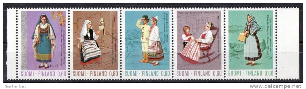 Finland 1973 National Costumes MNH SG 828-832 - Unused Stamps