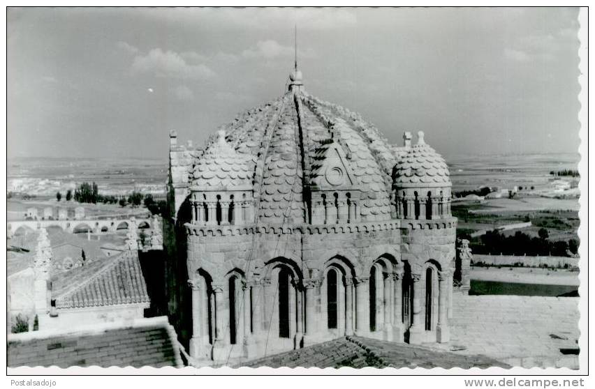 (974) ZAMORA.  CUPULA DE LA CATEDRAL - Zamora