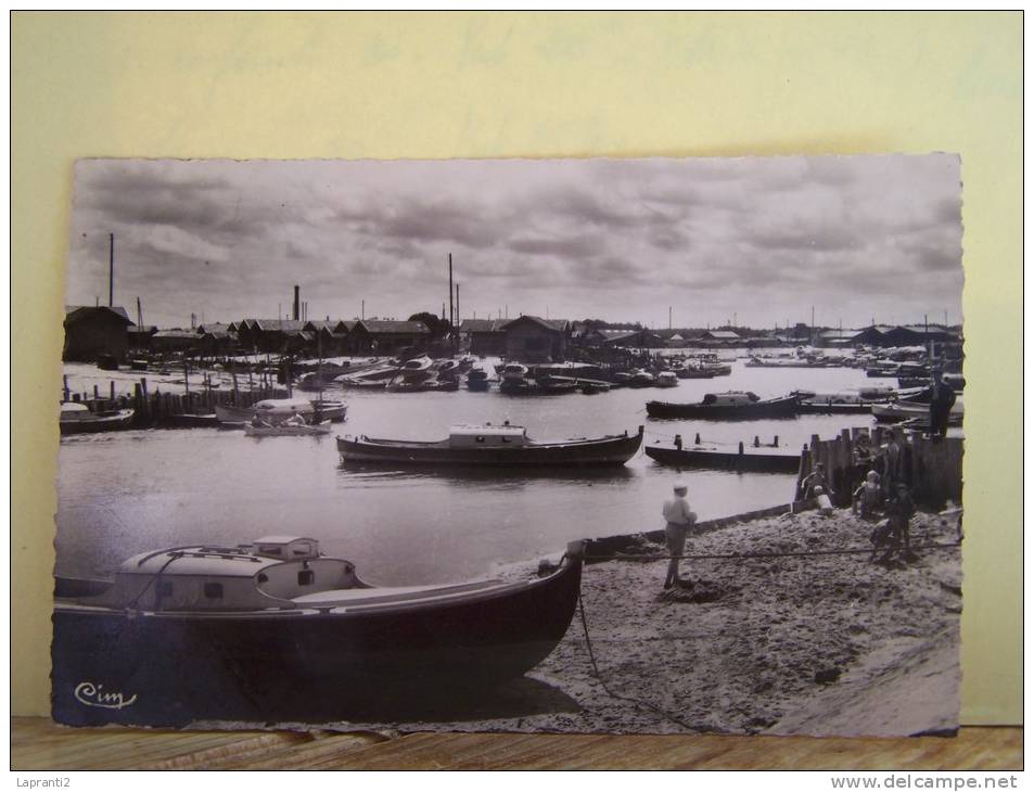 GUJAN-MESTRAS (GIRONDE) LE PORT, COTE PLAGE - Gujan-Mestras