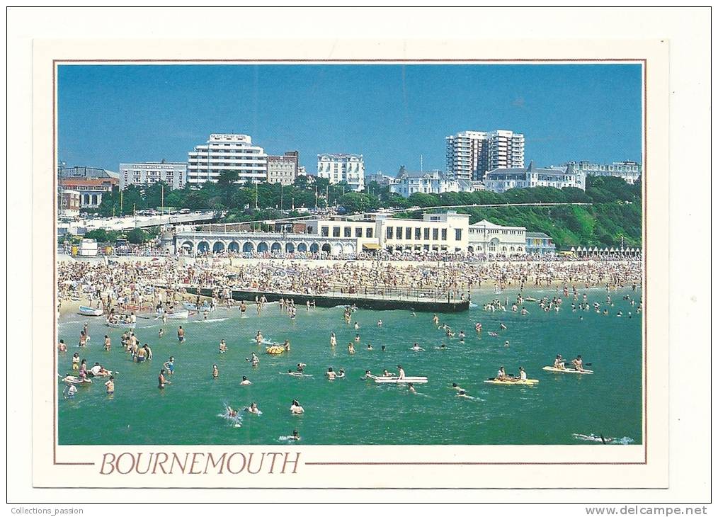 Cp, Angleterre, Bournemouth, And The East Beach From The Pier - Bournemouth (depuis 1972)