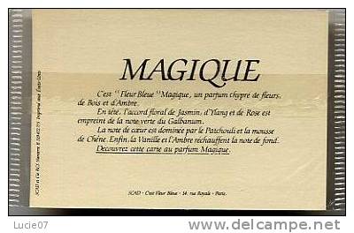 A.Immédiat  Carte Parfumée Ancienne FLEUR BLEUE Tour  Mauve  Parfum MAGIQUE - Oud (tot 1960)