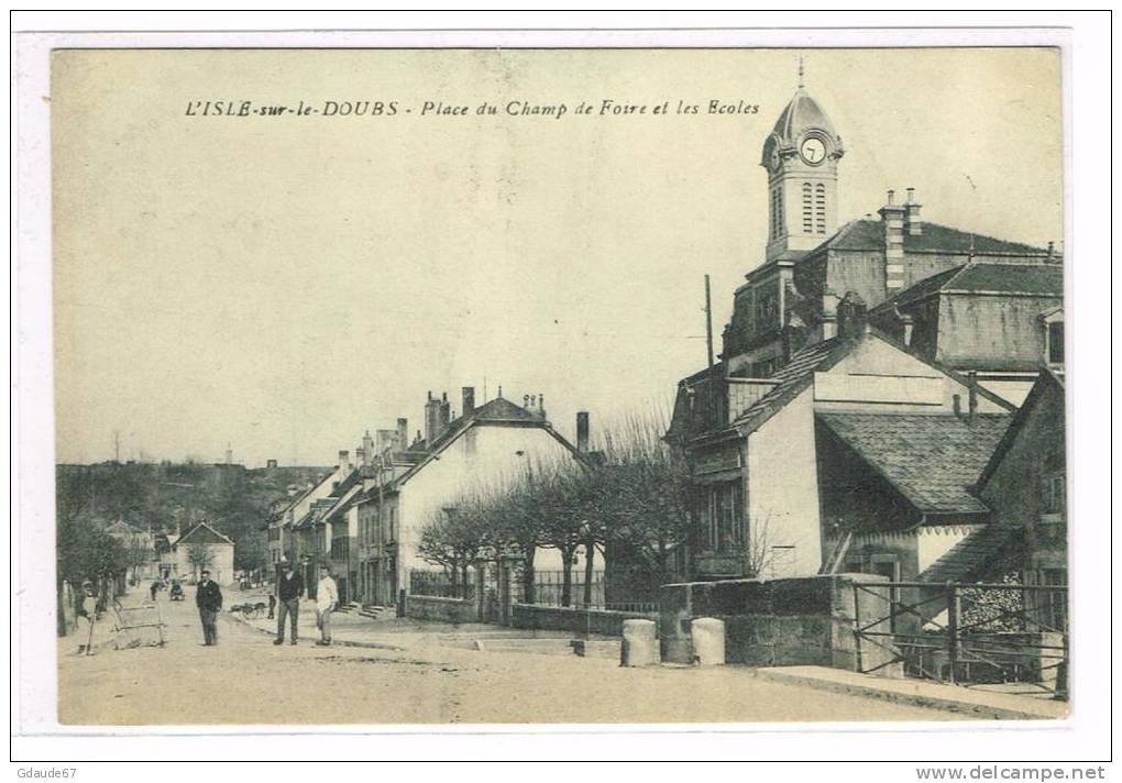 ISLE SUR LE DOUBS (25) - PLACE DU CHAMP DE FOIRE ET LES ECOLES - Isle Sur Le Doubs