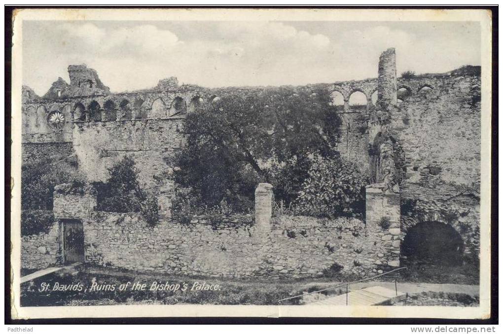 2 POSTCARDS WALES ST DAVIDS CHURCH CATHEDRAL 1936 - Glamorgan