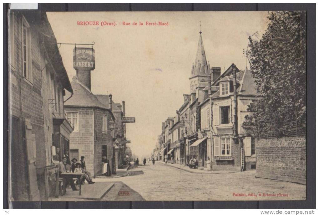 61 - Briouze - Rue De La Ferté -Macé - Hotel St-Jacques Lambert - Briouze