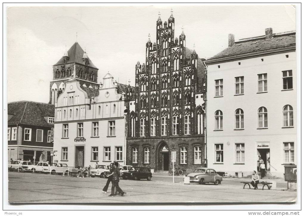 GERMANY - GREIFSWALD, Platz Der Freundschaft, Old Car - Greifswald