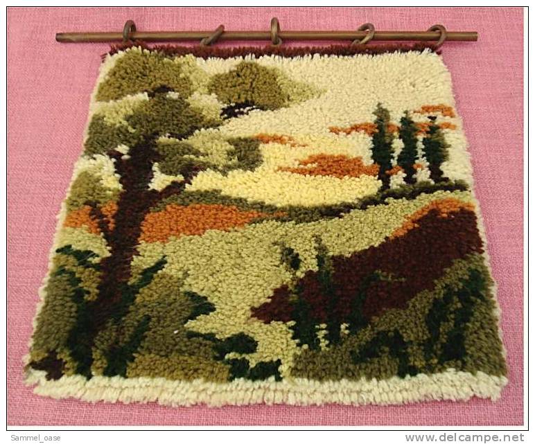 Kleiner Deko-Wandteppich  -  Motiv Bäume , Mit Holzstange , Ca. 38 X 42 Cm - Rugs, Carpets & Tapestry