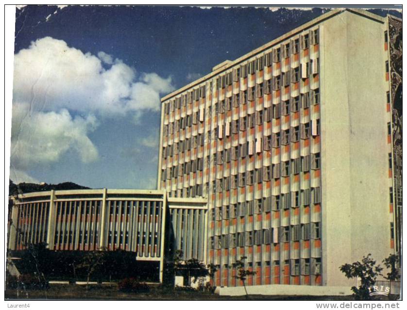 (703) Caisse Generale De La Securite Sociale - Saint Denis