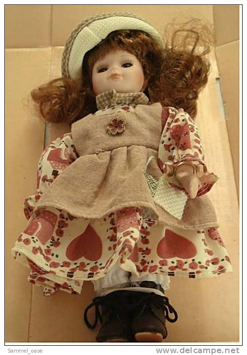 Qualitäts Handarbeits-Puppe Deluxe Porcelain Doll (Teil-Porzellan) Ca. 1970 - Puppen