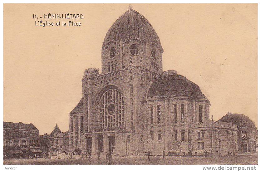 (XI) Hénin Liétard - L'église Et La Place - Henin-Beaumont