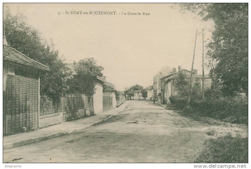 CPA 51 : ST REMY EN BOUZEMONT   La Grande Rue   A VOIR  !!!!!! - Saint Remy En Bouzemont