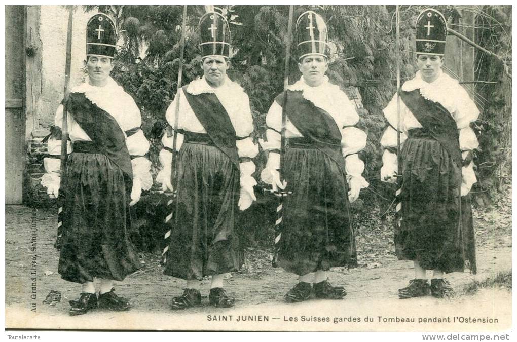 CPA 87 SAINT JUNIEN LES SUISSES GARDES DU TOMBEAU PENDANT L OSTENSION - Saint Junien