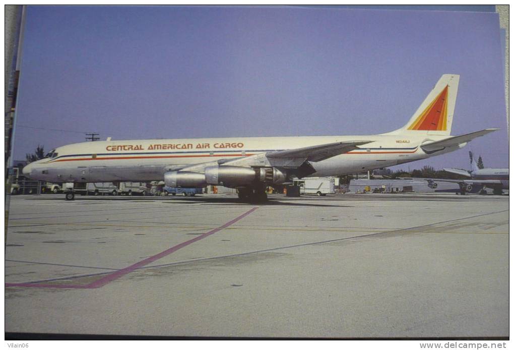 CENTRAL AMERICAN AIR CARGO  DC 8 33F   N124AJ - 1946-....: Moderne