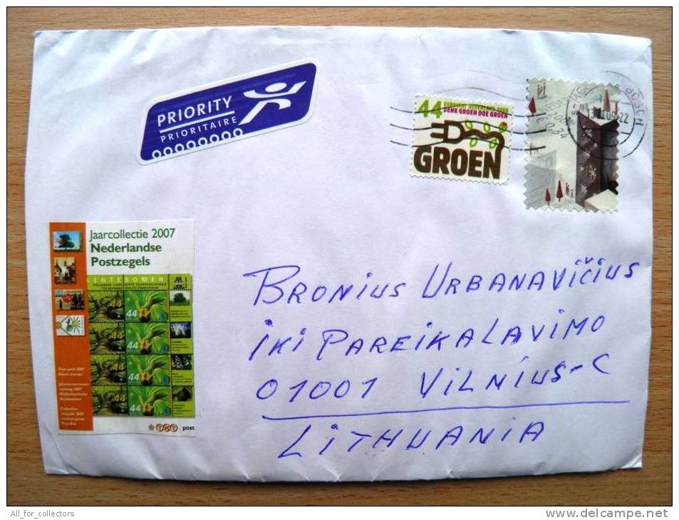 Cover Sent From Netherlands To Lithuania, Christmas Noel, Groen - Cartas & Documentos