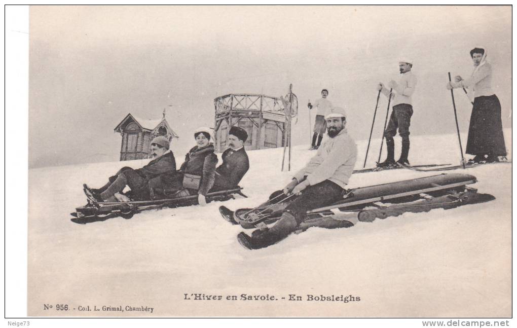 Jolie Carte Postale Ancienne De Savoie - L'hiver En Savoie - En Bobsleighs - Autres & Non Classés