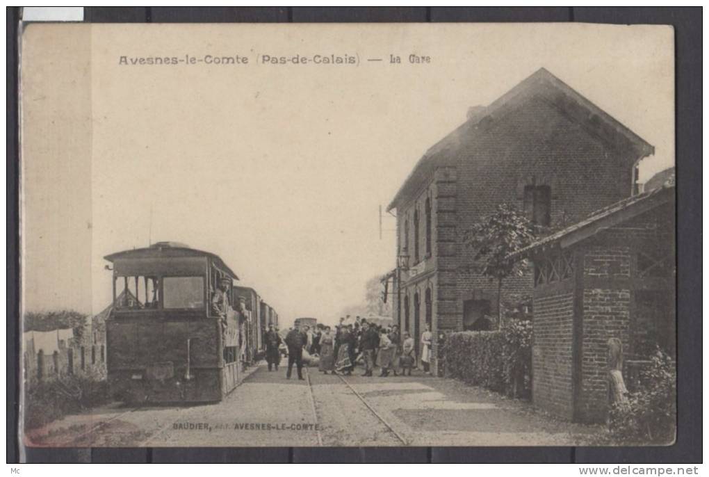 62 - Avesnes Le Comte - La Gare - Train - Animée - Avesnes Le Comte