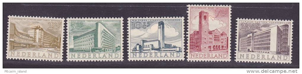 Nederland  Netherlands 1955   NVPH  Nr. 655-659      MLH - Neufs
