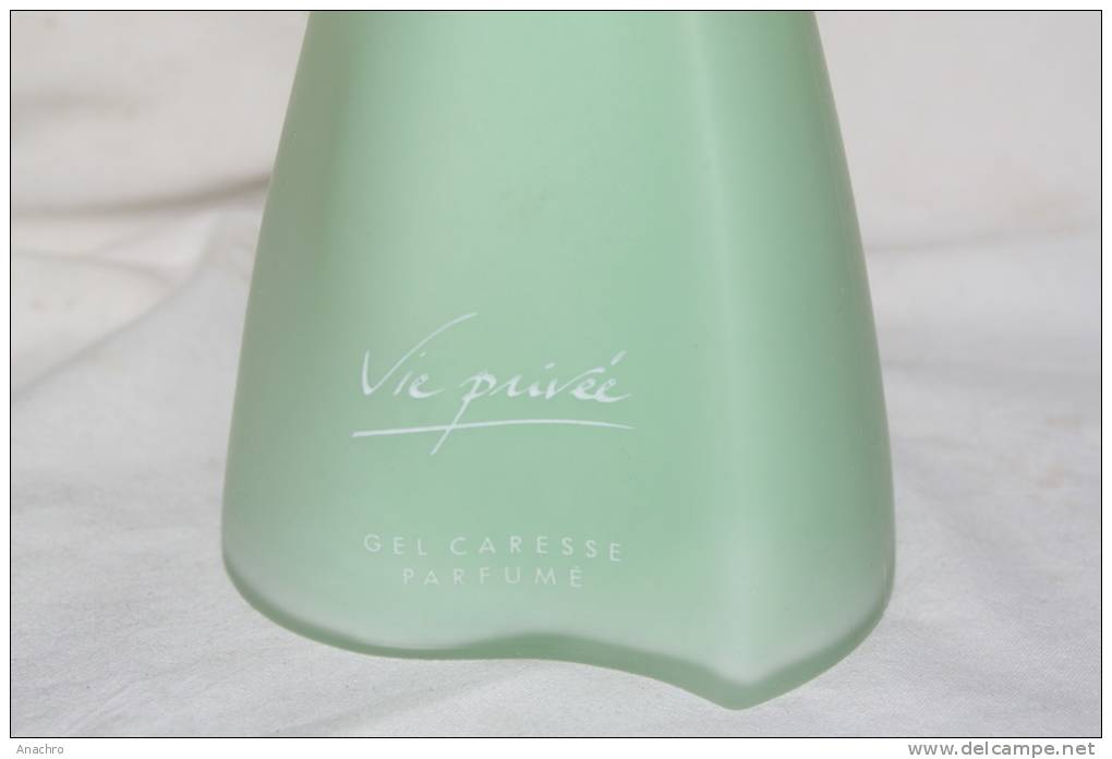 GEL CREME " VIE PRIVEE " Yves ROCHER 200 Ml  BAIN / DOUCHE / Splendide Bouchon FLEUR ARUM - Produits De Beauté