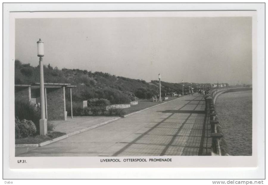 Liverpool. Otterspool Promenade. - Liverpool