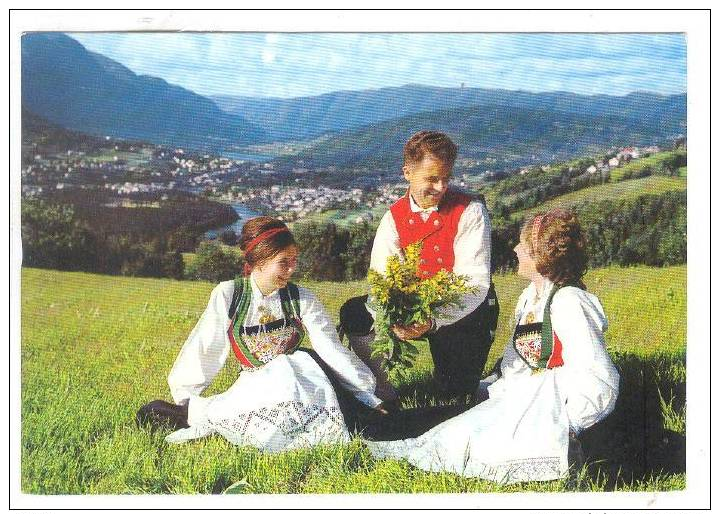 National Costumes From Voss, Norway, PU-1974 - Norwegen