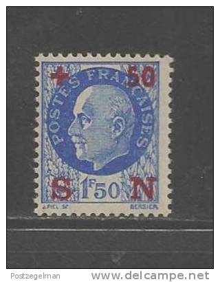 France 1942 Mint Hinged Stamp(s) National Relief Fund 50 On 1,50 Blue Nr. 563 - Nuevos