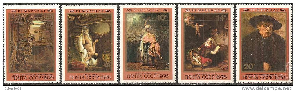 Russia 1976 MNH** - Yv. 4319/23 - Nuovi