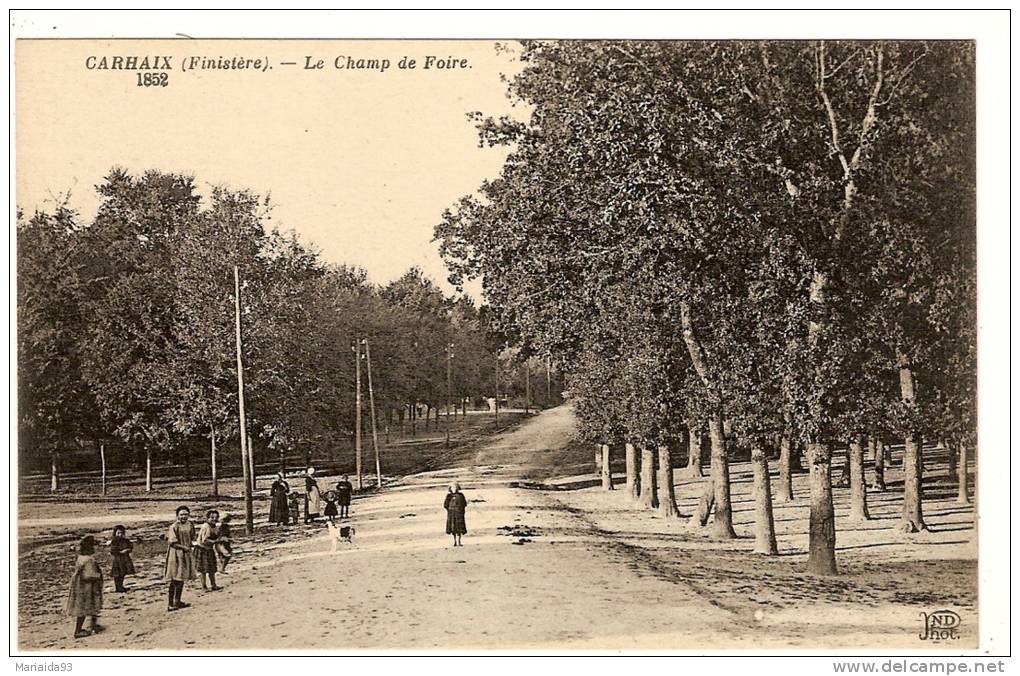 CARHAIX - FINISTERE - BRETAGNE - LE CHAMP DE FOIRE - ANIMATION - Carhaix-Plouguer